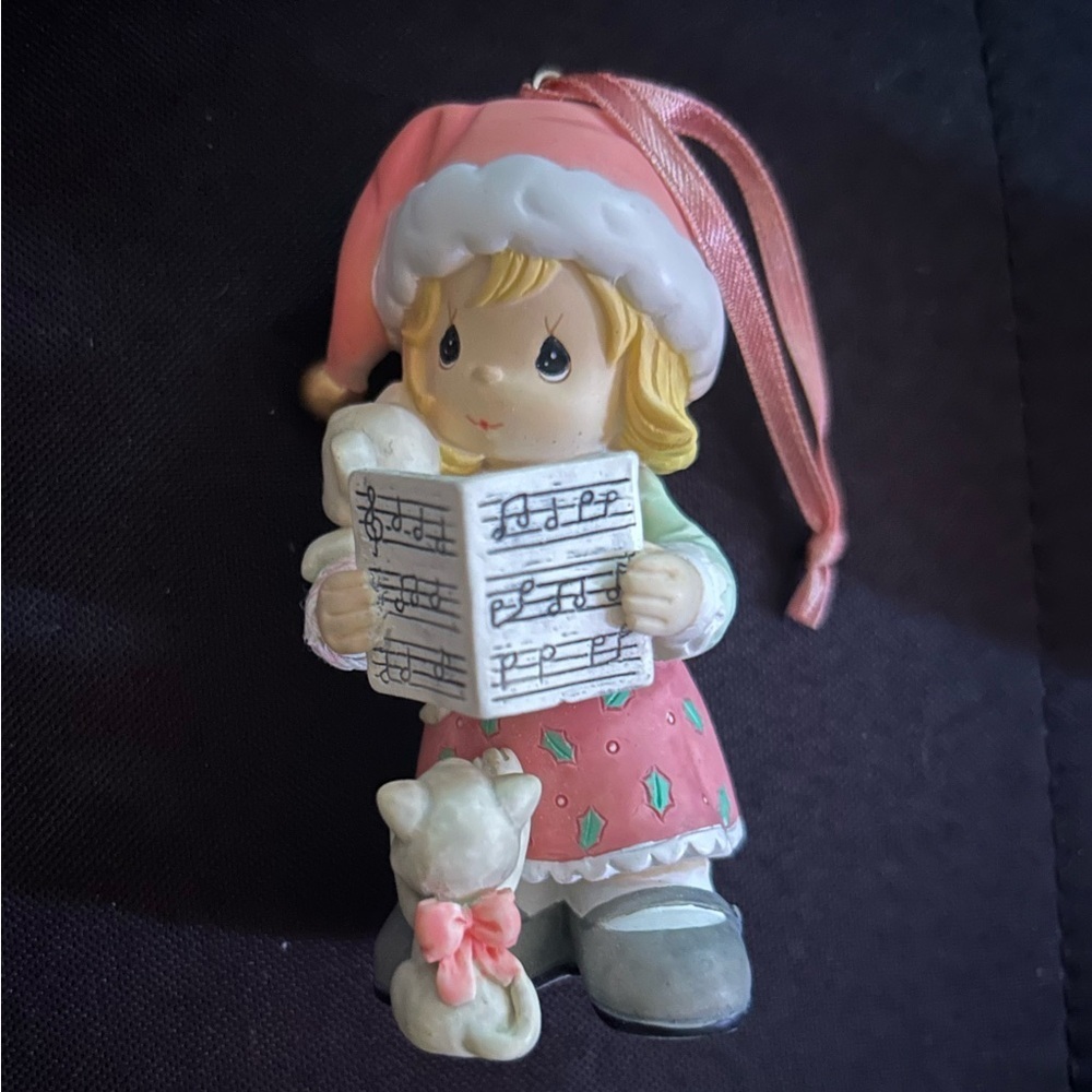 Precious Moment Girl & Kitty Christmas tree Ornament ~ New without box